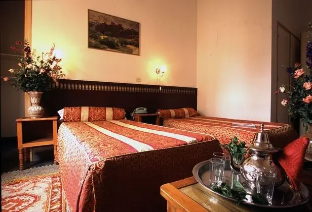 Üç Kişilik Oda