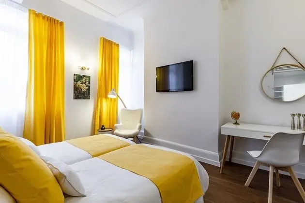 Deluxe Tek Büyük veya İki Ayrı Yataklı Oda