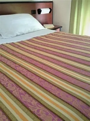 Classic Tek Büyük veya İki Ayrı Yataklı Oda