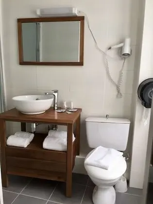 Üç Kişilik Oda