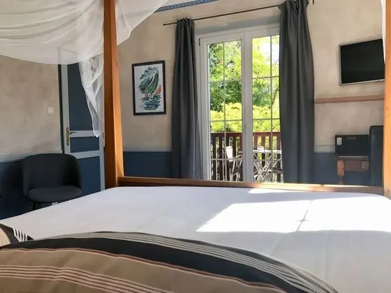 Tek Büyük Yataklı Oda, Özel Banyo (01. Chambre Balcon)