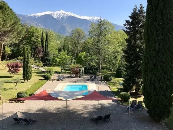 Tek Büyük Yataklı Oda, Özel Banyo, Dağ Manzaralı (02. Chambre Canigou)