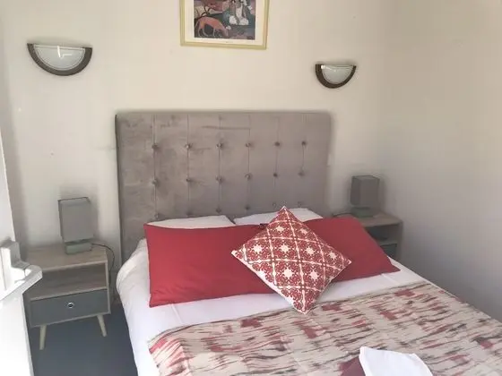 Tek Büyük Yataklı Oda, 1 Çift Kişilik Yatak, Sigara İçilmez