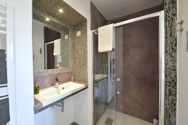 Tek Büyük Yataklı Oda, Balkon