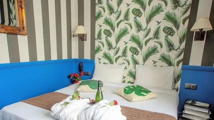Comfort Tek Büyük veya İki Ayrı Yataklı Oda, 1 Çift Kişilik veya 2 Tek Kişilik Yatak
