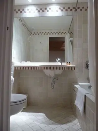 Classic Tek Büyük Yataklı Oda