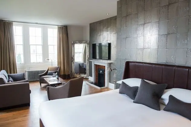 Standard Double Room (Main Building or Annex Building)