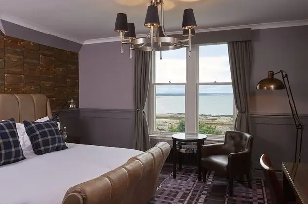 Deluxe Tek Büyük Yataklı Oda (Sea View)