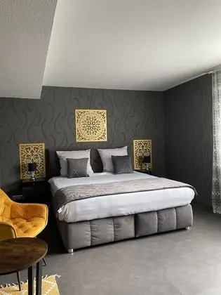 Classic Tek Büyük Yataklı Oda