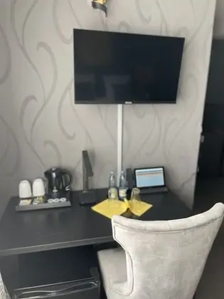 Classic Tek Büyük Yataklı Oda