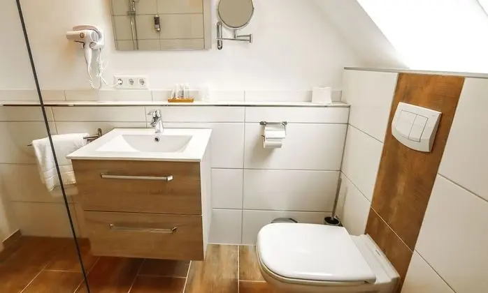 Classic Tek Büyük Yataklı Oda