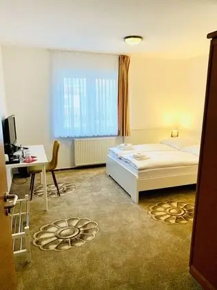 Economy Tek Büyük Yataklı Oda