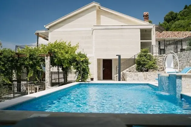 Signature Villa