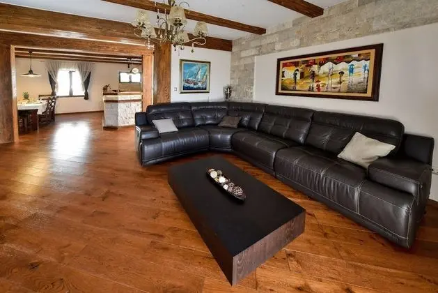 Signature Villa
