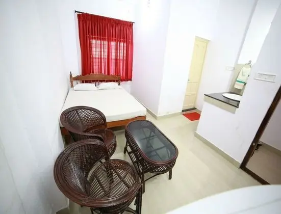 Standard Oda (Non A/C)