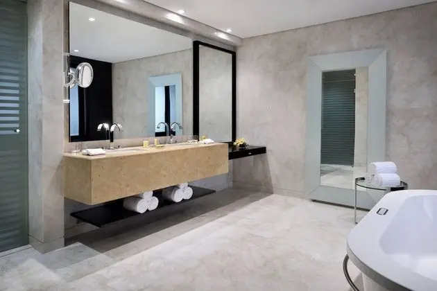 Süit, 1 Çift Kişilik Yatak, Sigara İçilebilir, Deniz Manzaralı