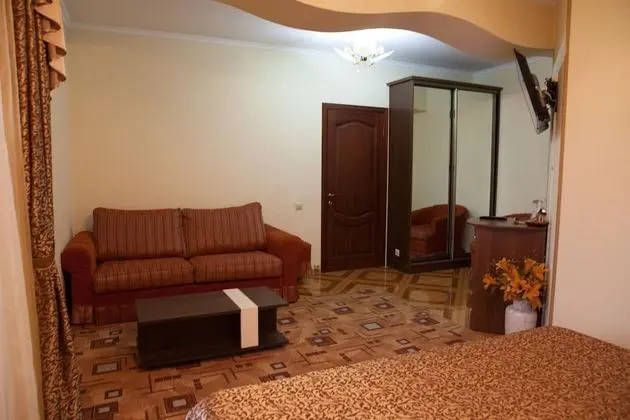 Comfort Tek Büyük veya İki Ayrı Yataklı Oda