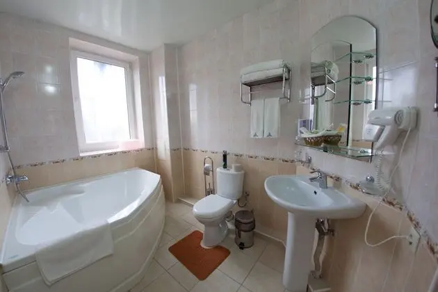 Comfort Tek Büyük veya İki Ayrı Yataklı Oda