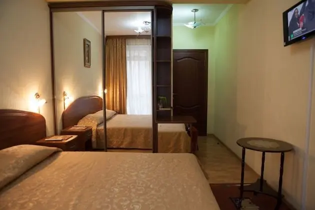 Standard Tek Büyük veya İki Ayrı Yataklı Oda, Balkon