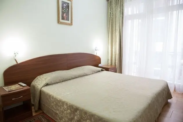 Standard Tek Büyük veya İki Ayrı Yataklı Oda, Balkon