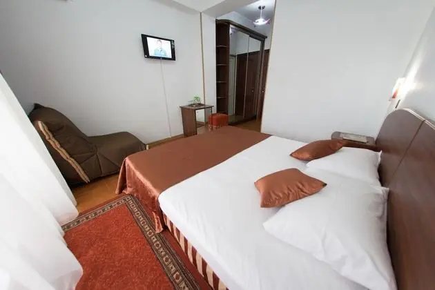 Standard Tek Büyük veya İki Ayrı Yataklı Oda, Balkon