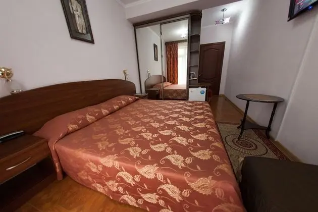 Standard Tek Büyük veya İki Ayrı Yataklı Oda, Balkon