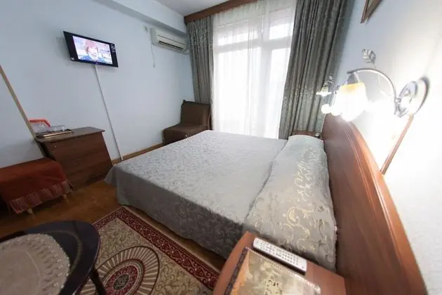 Standard Tek Büyük veya İki Ayrı Yataklı Oda, Balkon