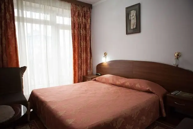 Standard Tek Büyük veya İki Ayrı Yataklı Oda, Balkon