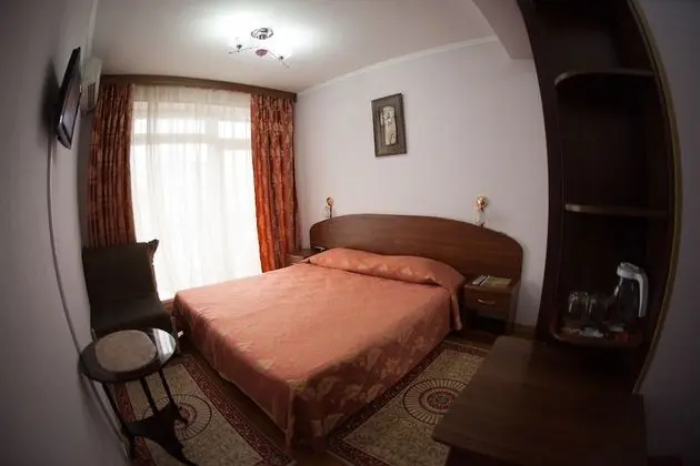 Standard Tek Büyük veya İki Ayrı Yataklı Oda, Balkon