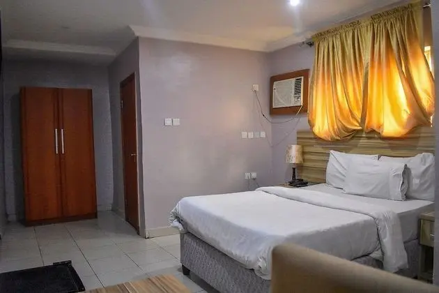 Standard Oda, 1 Çift Kişilik Yatak