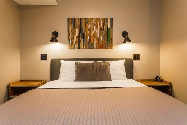 Chic 3 BR CONDO