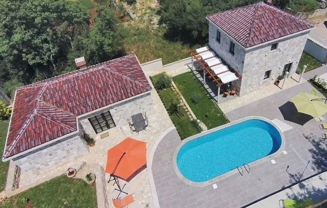 Dağ Evi, Birden Çok Yatak