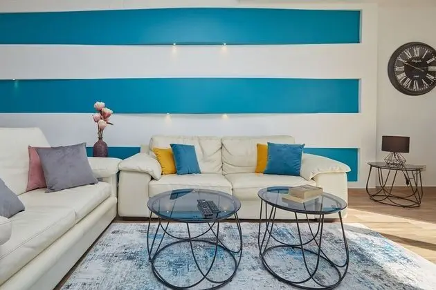 Apart Daire (Luxury Two Bedroom Apartment with Sea)