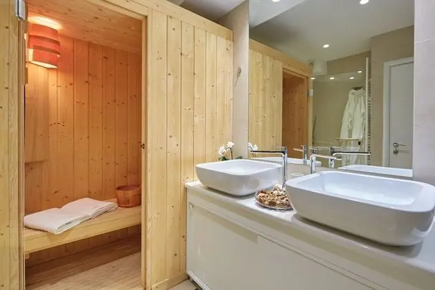 Apart Daire (Luxury Two Bedroom Apartment with Sea)