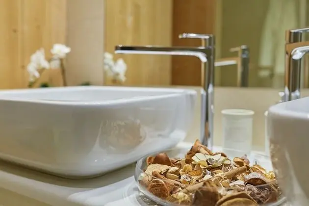 Apart Daire (Luxury Two Bedroom Apartment with Sea)