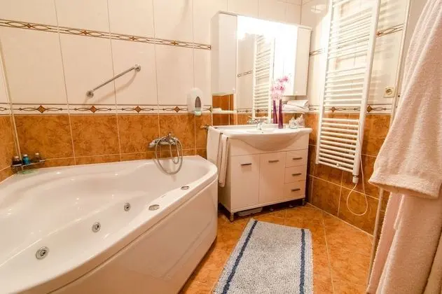 Deluxe Apart Daire, 2 Yatak Odası, Mutfak