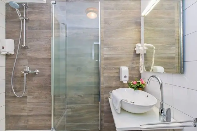 Tek Büyük veya İki Ayrı Yataklı Oda