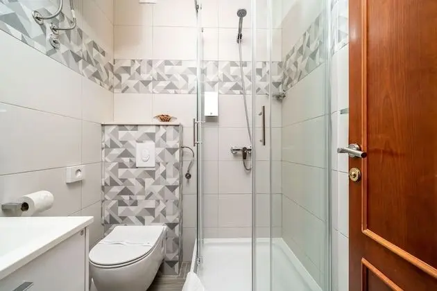 Üç Kişilik Oda, Balkon