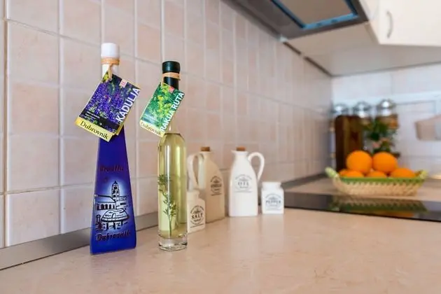 Comfort Apart Daire, 2 Yatak Odası, Balkon, Liman Manzaralı