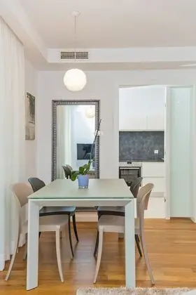 Deluxe Apart Daire, 1 Yatak Odası, Teras, Bahçe Manzaralı