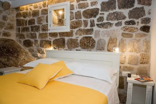 Basic Stüdyo, 1 En Büyük (King) Boy Yatak