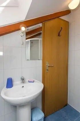 Comfort Tek Büyük veya İki Ayrı Yataklı Oda