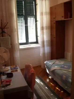 Tek Kişilik Oda, Ortak Banyo