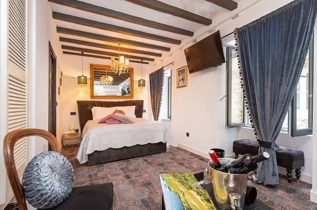 Superior Double Room Ground Floor (Zamanjina 12)