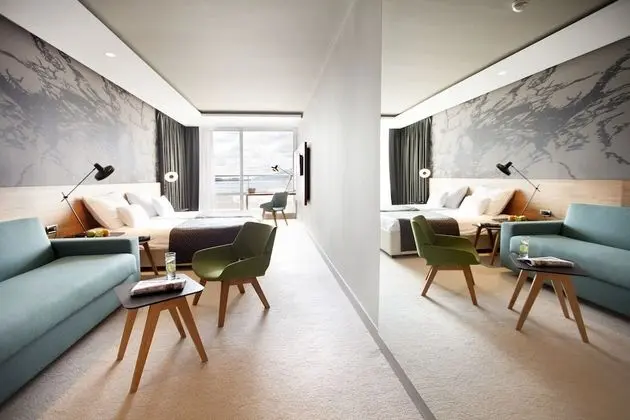 Deluxe Tek Büyük veya İki Ayrı Yataklı Oda, Balkon, Deniz Manzaralı