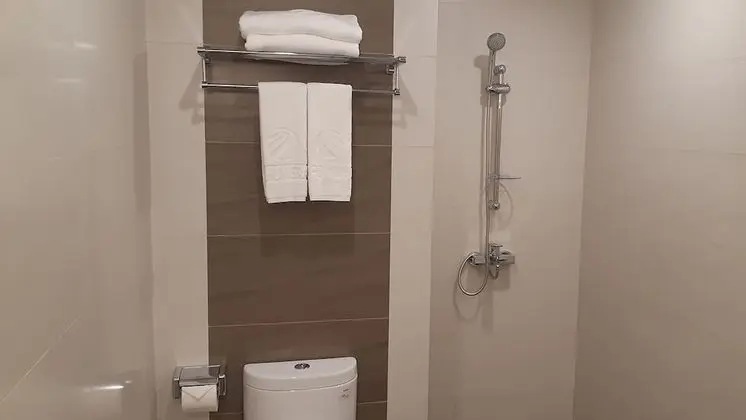 Deluxe Tek Büyük Yataklı Oda, Balkon, Tepe Manzaralı