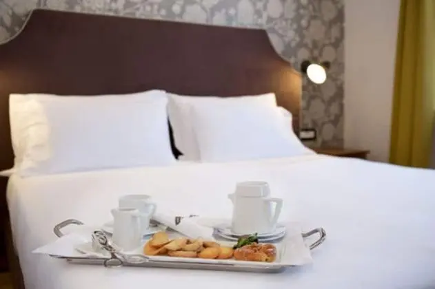 Deluxe Tek Büyük veya İki Ayrı Yataklı Oda, Balkon