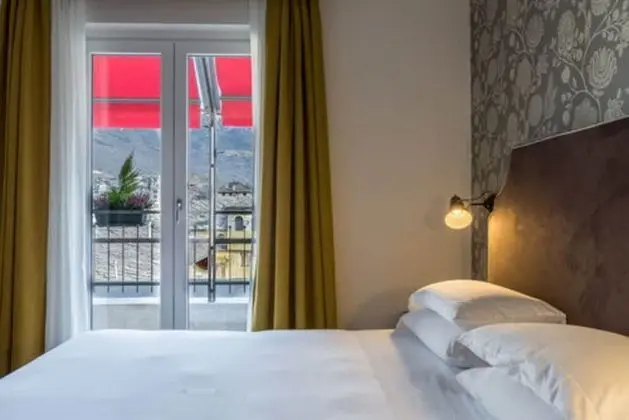 Deluxe Tek Büyük veya İki Ayrı Yataklı Oda, Balkon