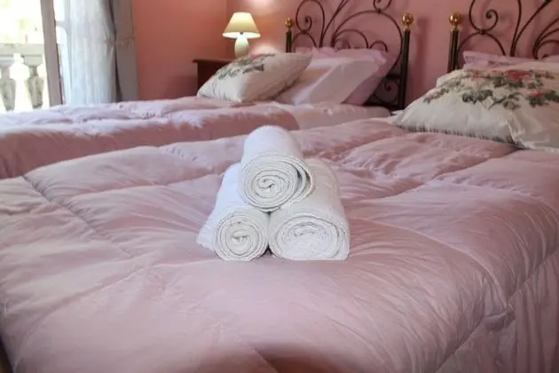 Tek Büyük veya İki Ayrı Yataklı Oda, Özel Banyo