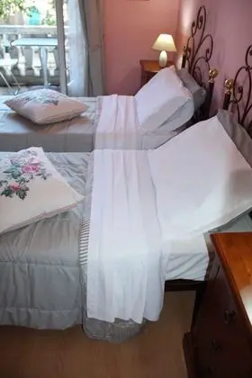 Tek Büyük veya İki Ayrı Yataklı Oda, Özel Banyo